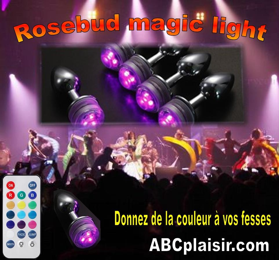 Rosebud magic light donnez de la couleur aux fesses